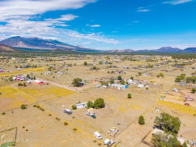 a view of the terrace