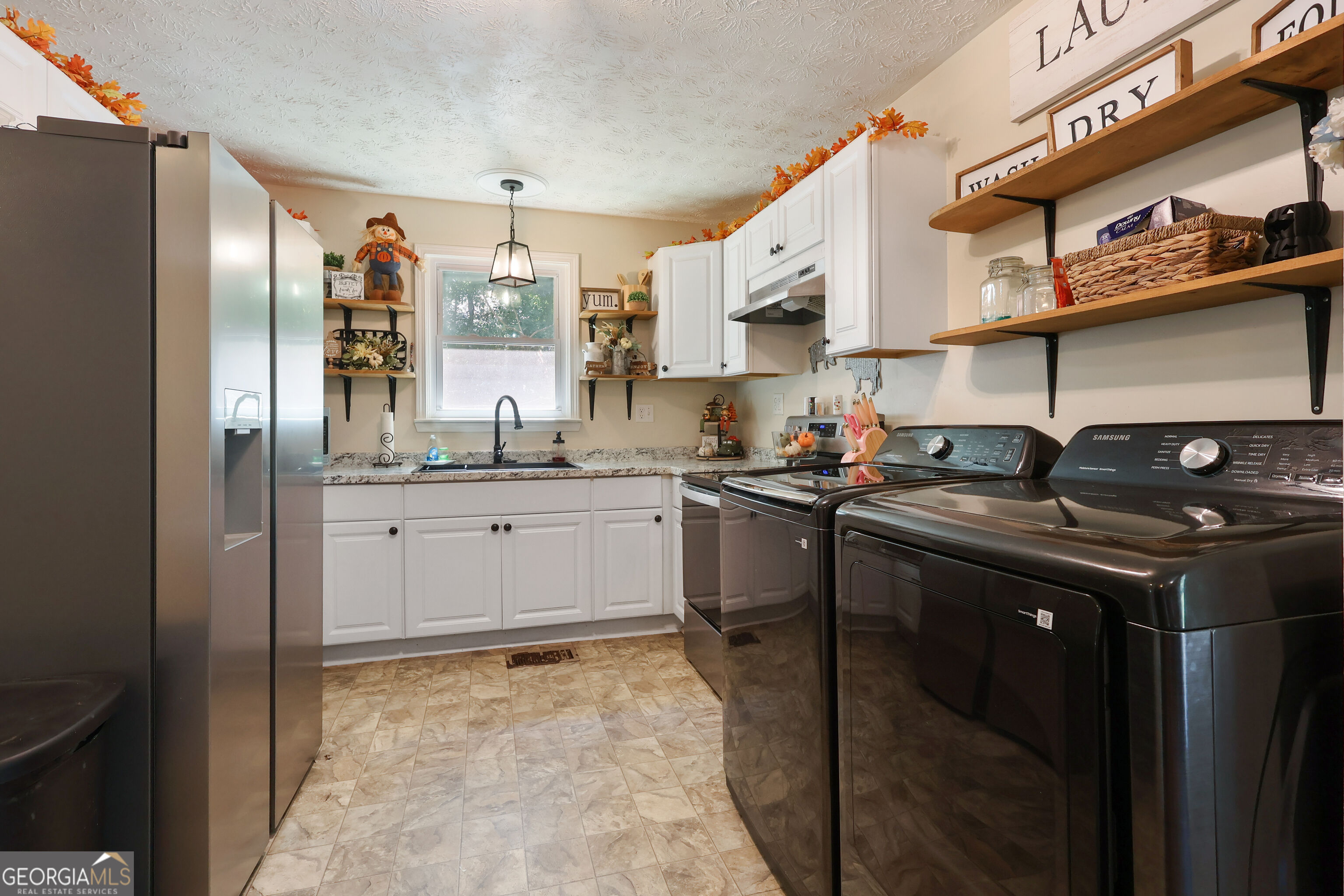 24 Shady Lane Jackson, GA 30233 - Photo 7 of 25 Gallery Image 7