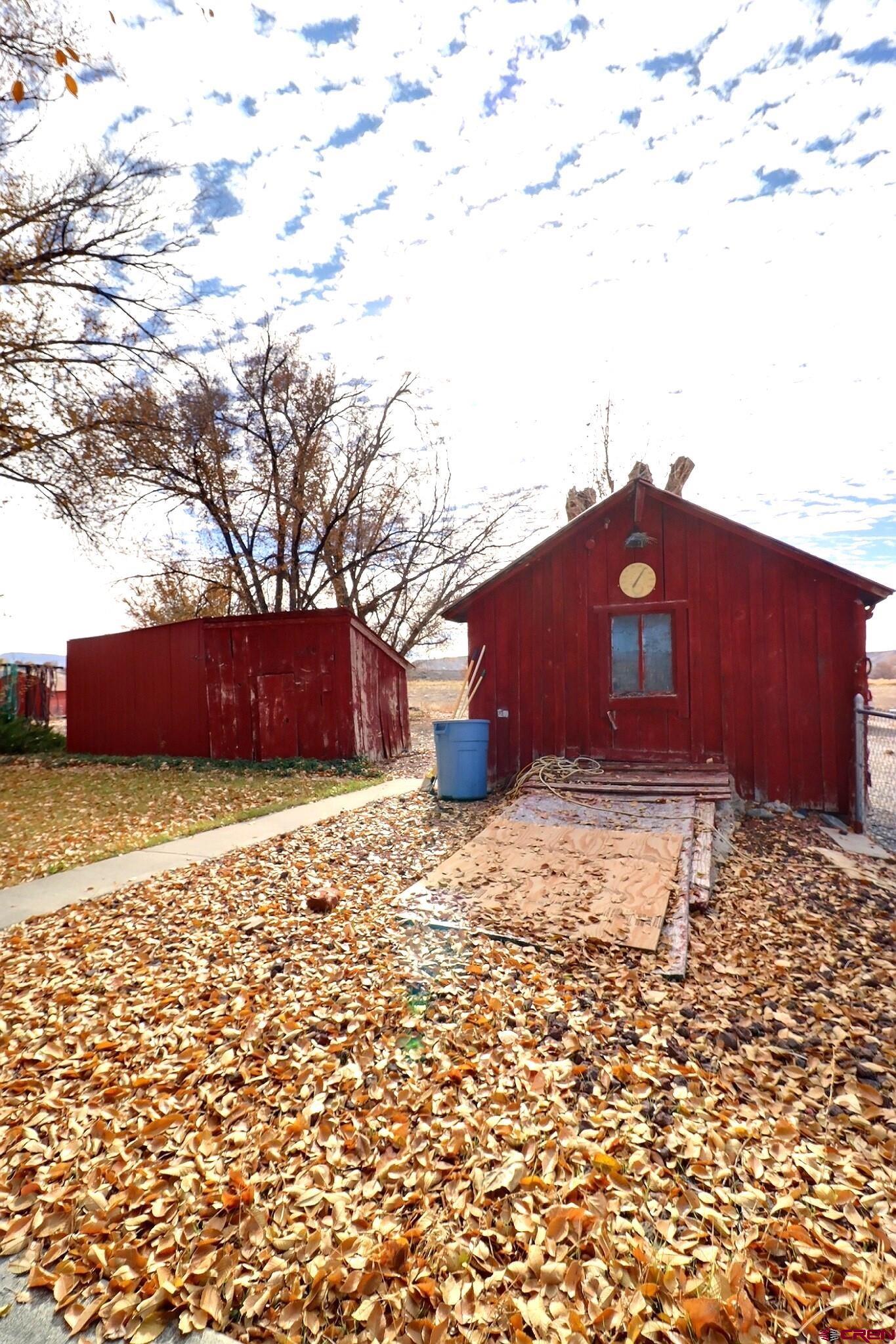 21148 H75 Road Delta, CO 81416 - Photo 15 of 30 a house view with a outdoor space