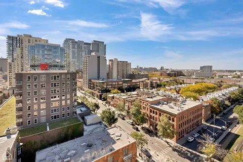 $475,000 | 1309 North Wells Street, Unit 1202, Chicago, IL 60610