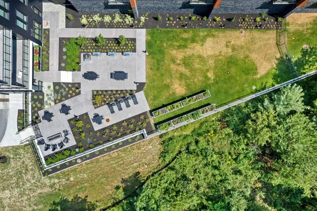 $975,000 | 125 Cambrian Way, Unit 613, Burlington, VT 05401