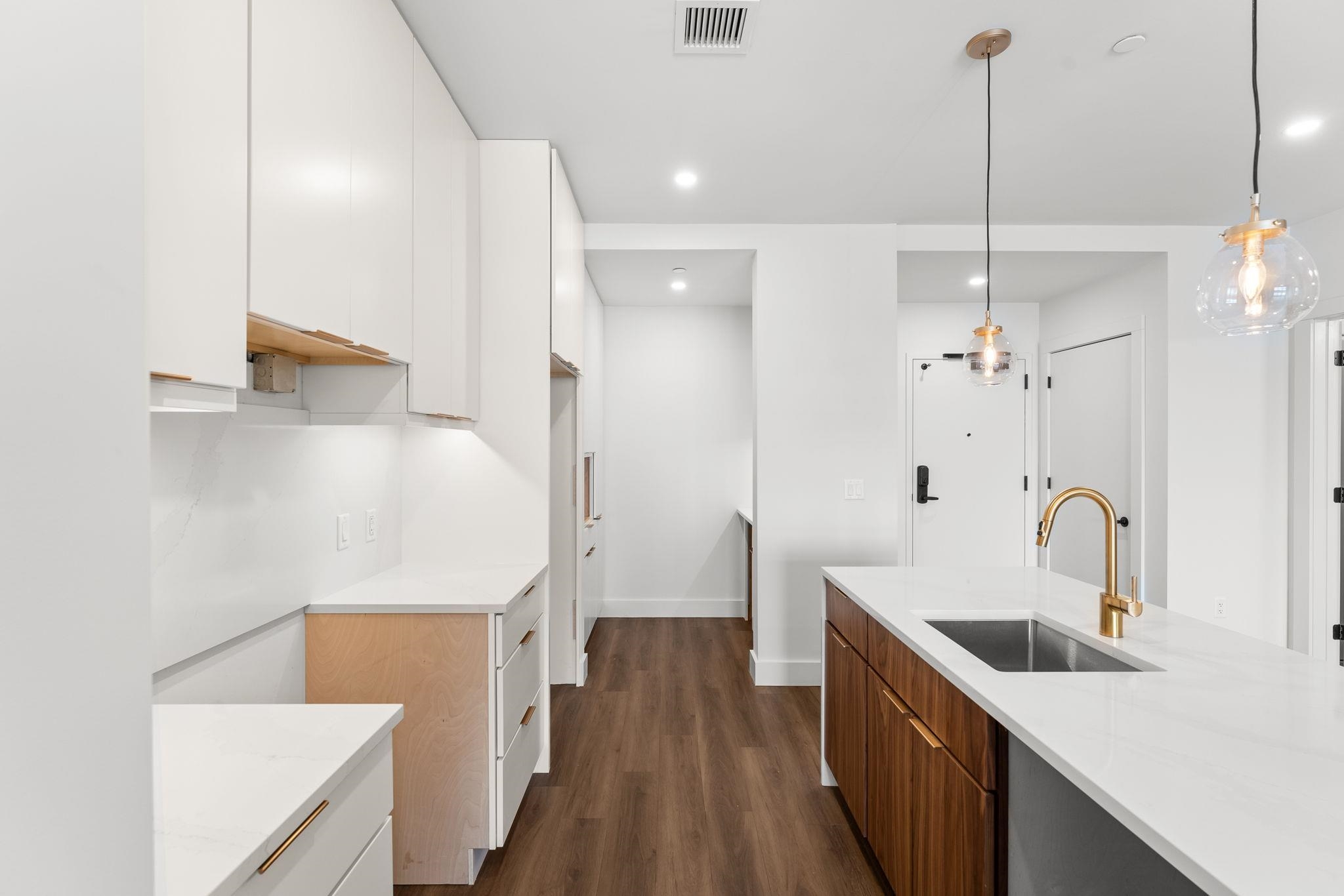 125 Cambrian Way, Unit 613 Burlington, VT 05401 - Photo 8 of 58