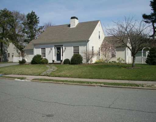 24 Anawan Road Pawtucket, RI 02861 - Photo 1 of 1 Exterior Front.