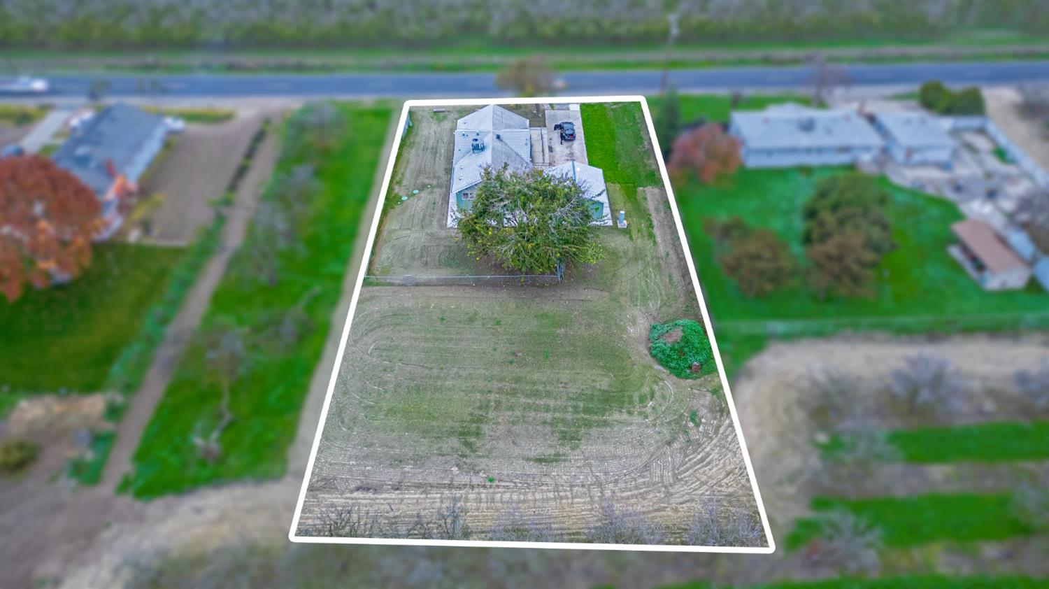 12484 South Union Road Manteca, CA 95336 - Photo 36 of 38 a view of swimming pool with a yard