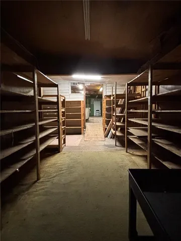 a view of a storage & utility room