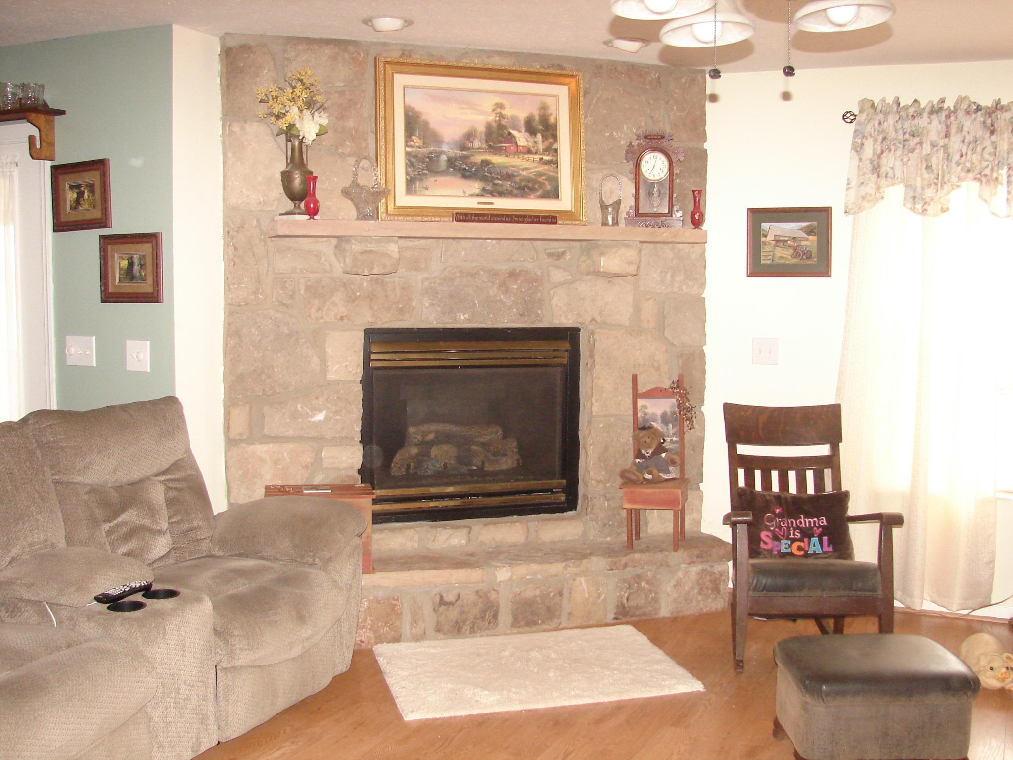 1586 Ellis Road Sevierville, TN 37876 - Photo 8 of 12 Gallery Image 8