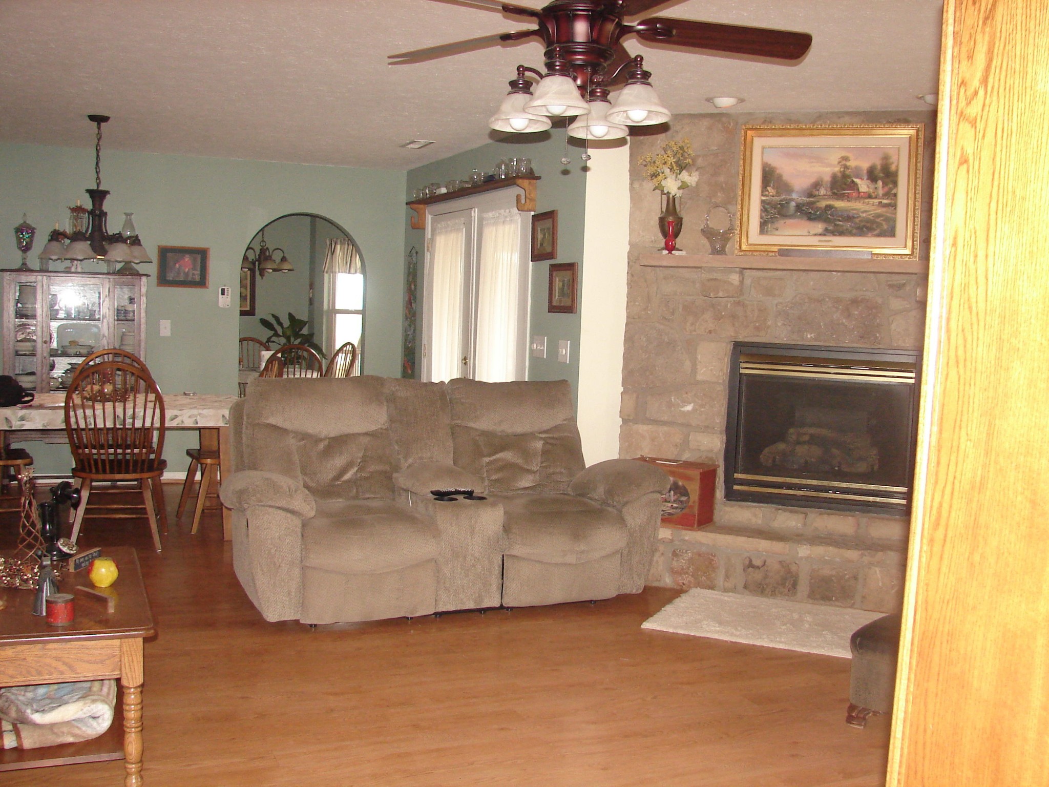 1586 Ellis Road Sevierville, TN 37876 - Photo 9 of 12 Gallery Image 9