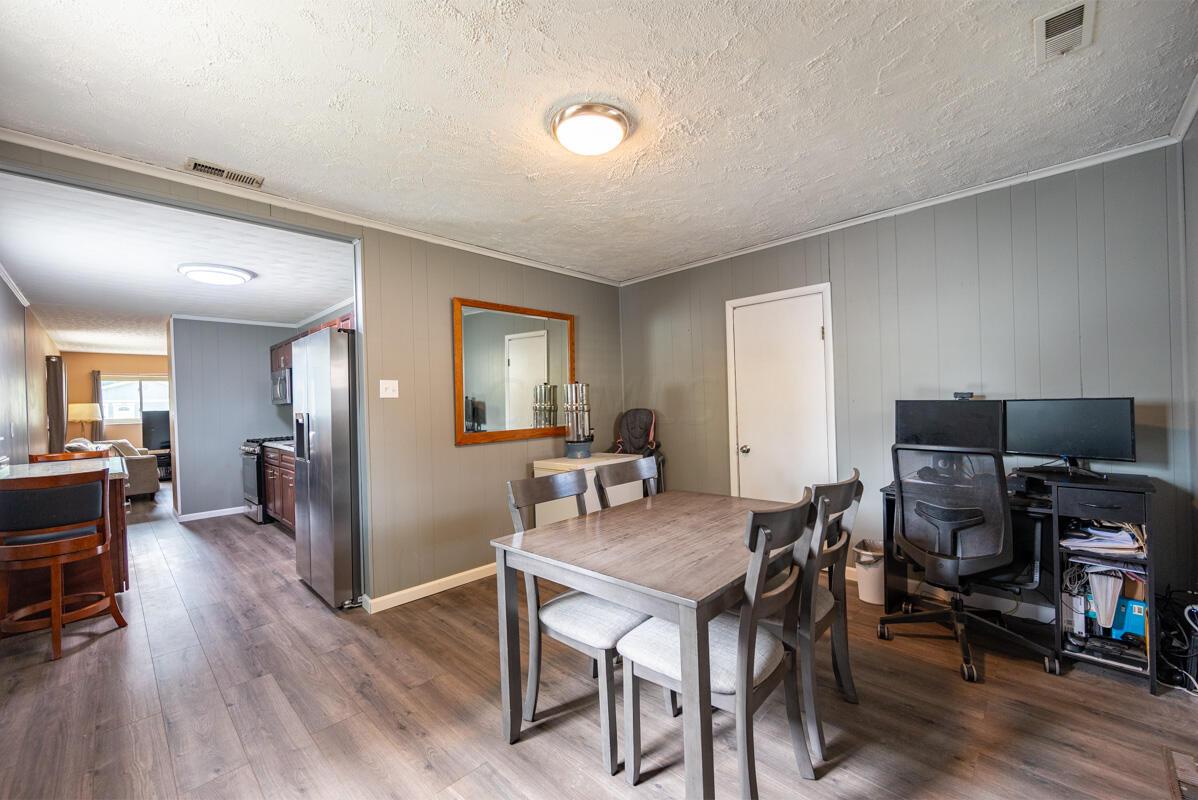 3044 Nuway Road Columbus, OH 43207 - Photo 26 of 44 Dining Room