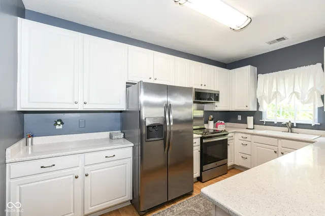 $298,900 | 9704 Rialto Trail, Carmel, IN 46280