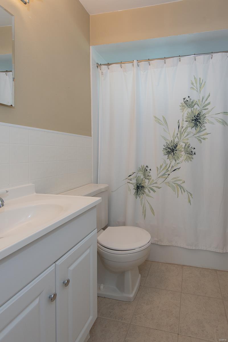 433 Ballwin Avenue Ballwin, MO 63021 - Photo 21 of 38