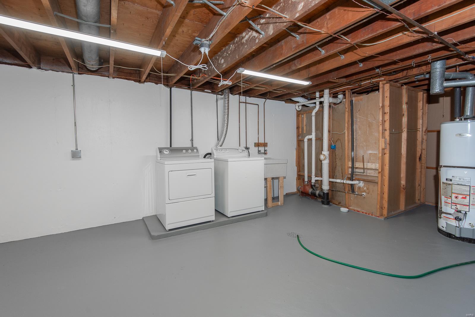 433 Ballwin Avenue Ballwin, MO 63021 - Photo 32 of 38