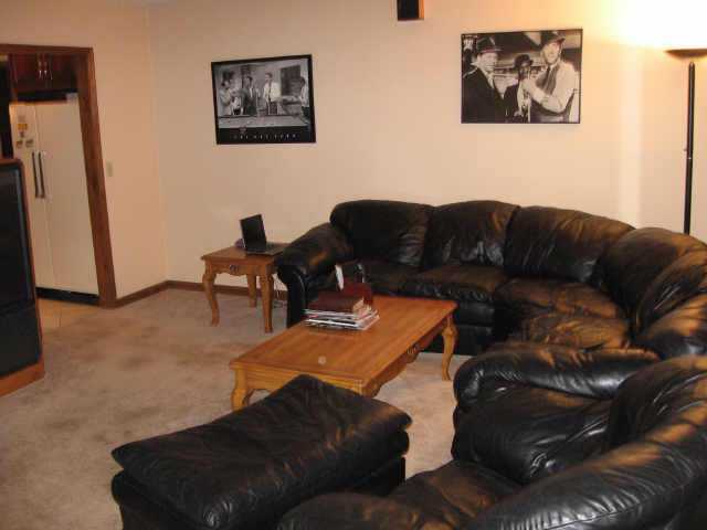 1097 Afton Road Columbus, OH 43221 - Photo 3 of 5 Gallery Image 3