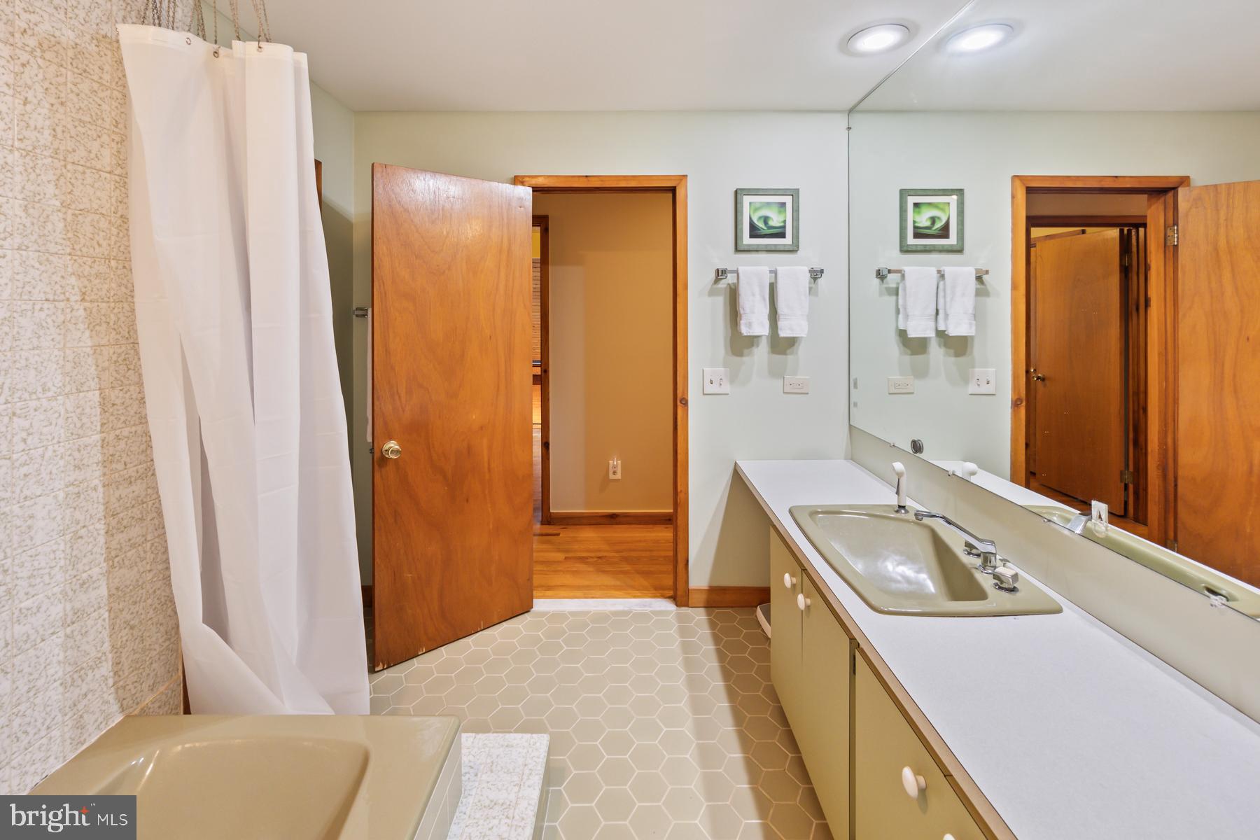 228 Main Avenue Milmay, NJ 08340 - Photo 37 of 90