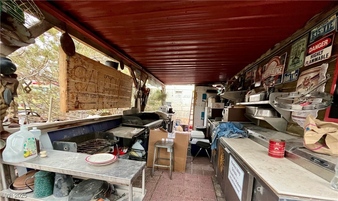 100 Crook Avenue Goldfield, NV 89013 - Photo 4 of 16 Outdoor kitchen