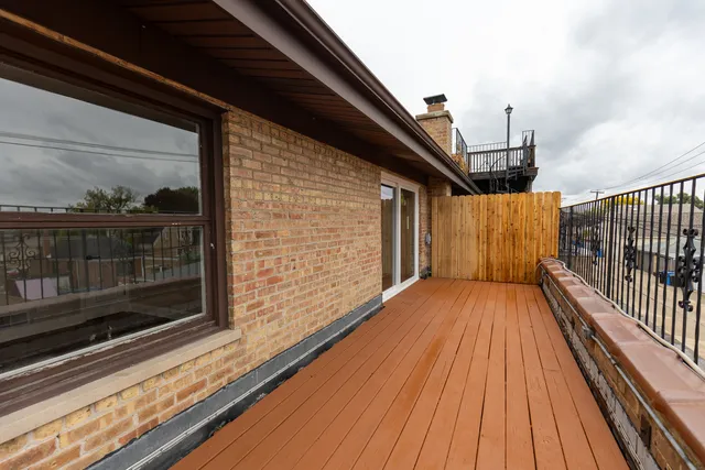 $2,950 | 5643 South Harlem Avenue, Unit 2S, Chicago, IL 60638