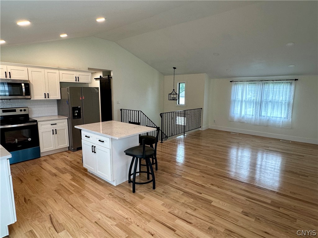 4961 Windgate Road Liverpool, NY 13088 - Photo 7 of 33