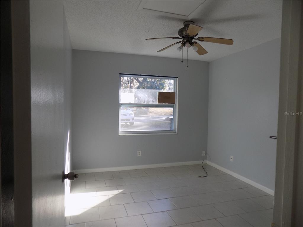 6124 Southwest 10th Place, Unit A Gainesville, FL 32607 - Photo 12 of 22