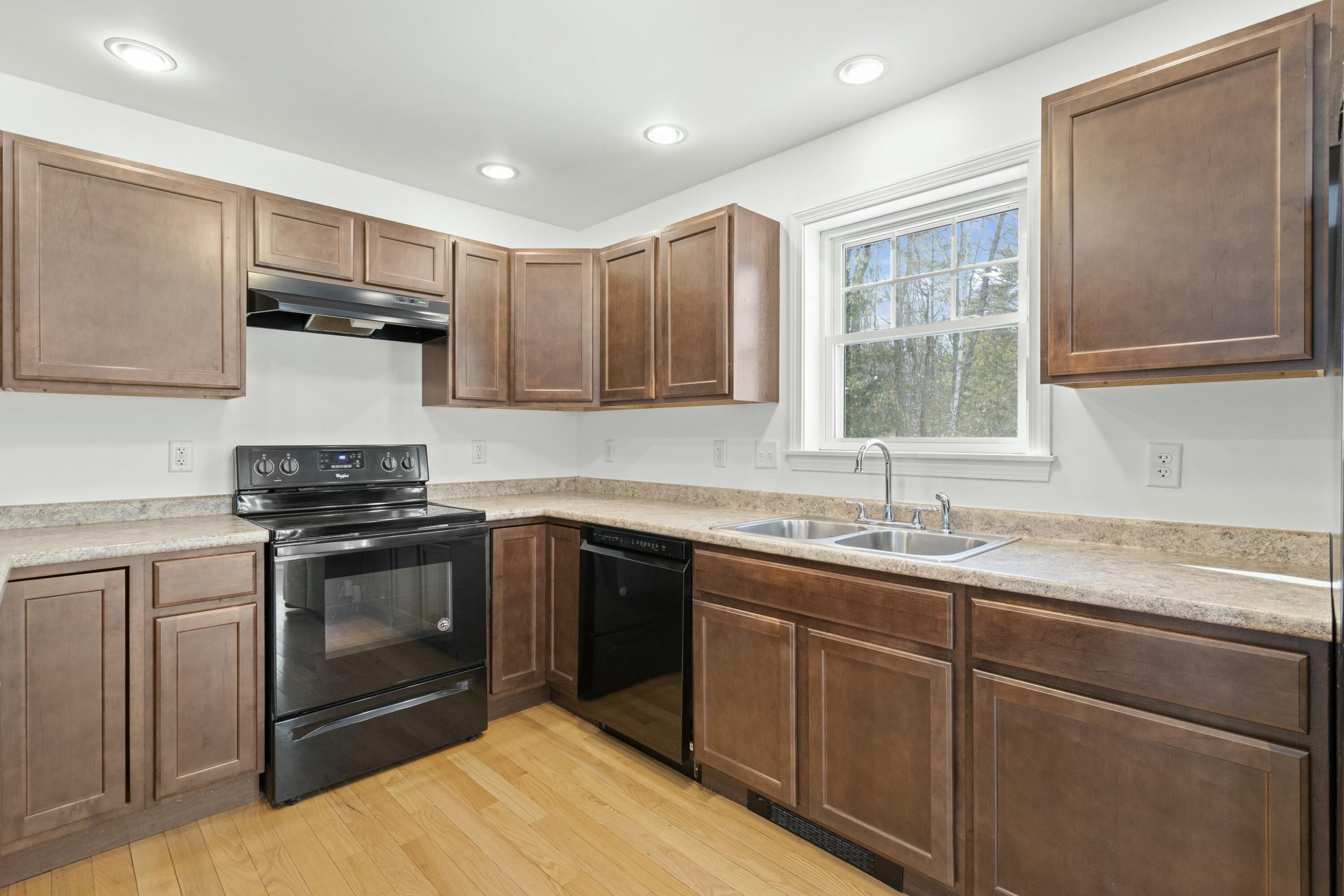 114 Randall Road North Berwick, ME 03906 - Photo 11 of 59 tempImage3RJ35P