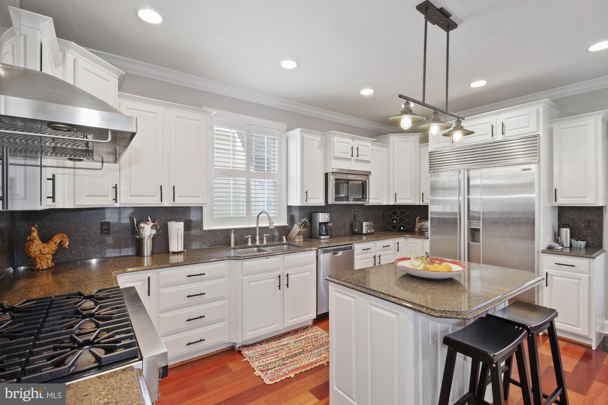 613 Old County Road Severna Park, MD 21146 - Photo 6 of 40 Stunning modern kitchen w/island
