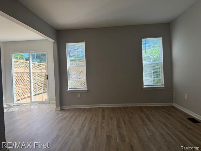 3865 Hunters Way Court Canton, MI 48188 - Photo 7 of 19