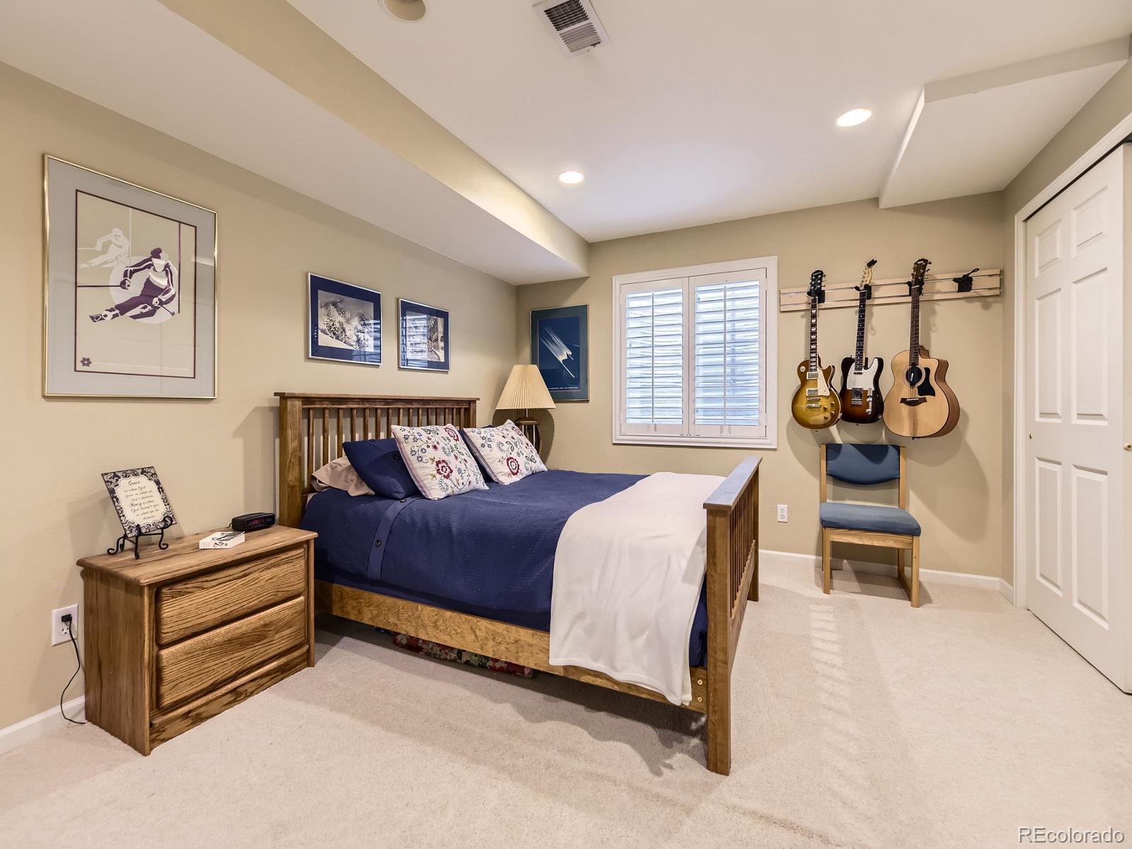 9625 South Hackberry Street Highlands Ranch, CO 80129 - Photo 19 of 31 Gallery Image 19