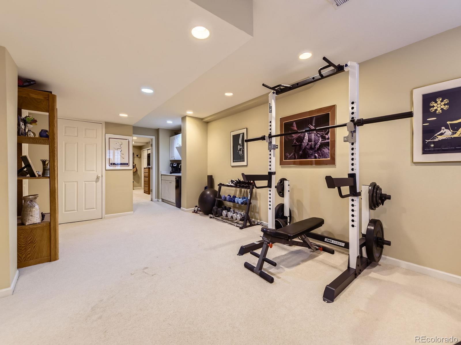 9625 South Hackberry Street Highlands Ranch, CO 80129 - Photo 23 of 31 Gallery Image 23