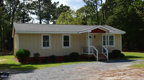 $1,650 | 1660 West Pennsylvania Avenue, Southern Pines, NC 28387