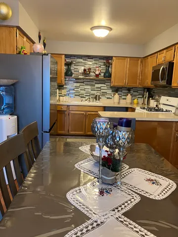 $299,990 | 27W300 Melrose Lane, Winfield, IL 60190