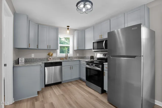 $249,999 | 7001 Bronwyn Street, Fayetteville, NC 28314