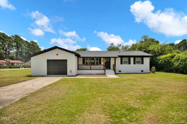 $249,999 | 7001 Bronwyn Street, Fayetteville, NC 28314