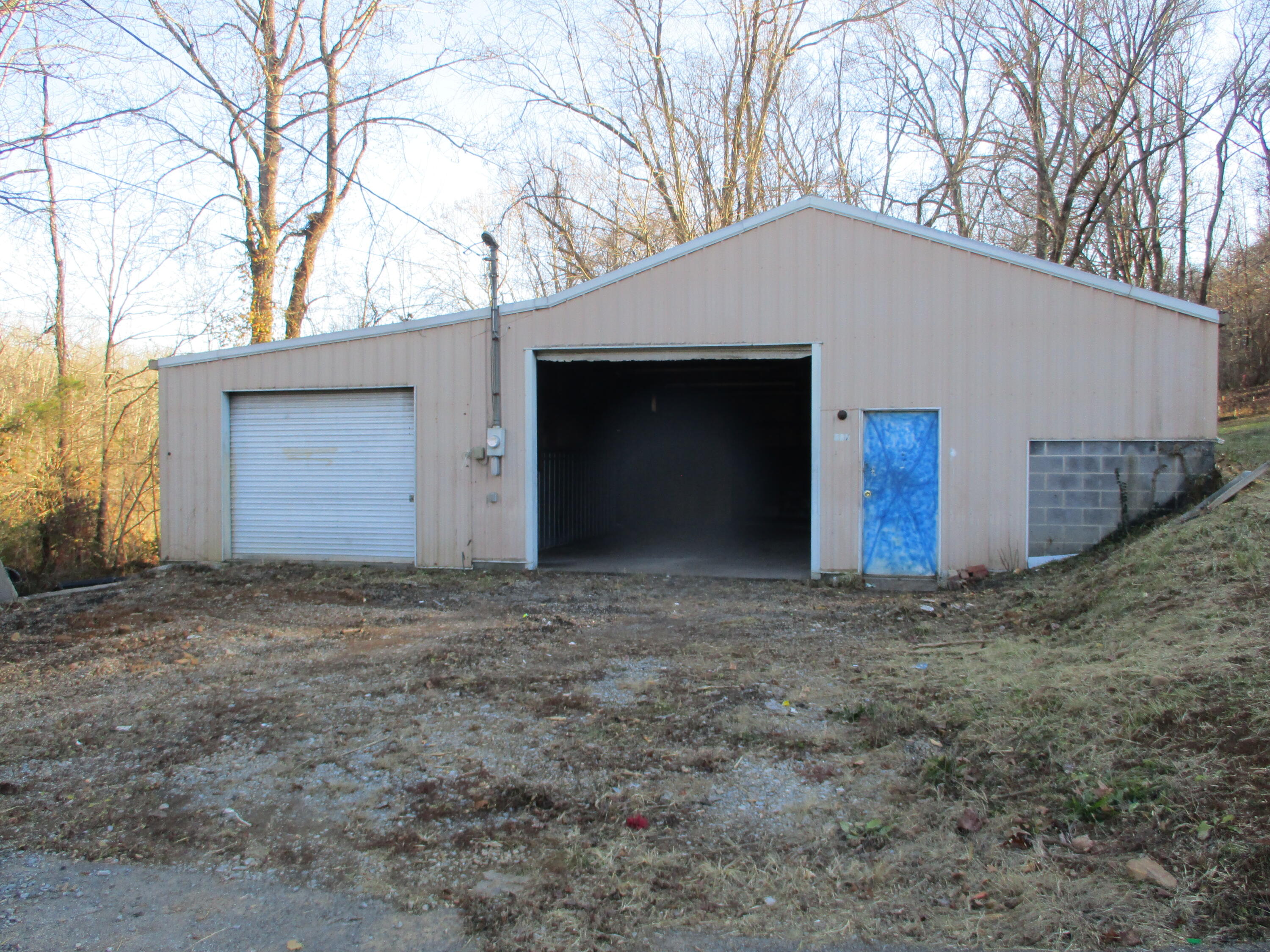 121 Big Springs Road Elizabethton, TN 37643 - Photo 10 of 16 10 IMG_5198