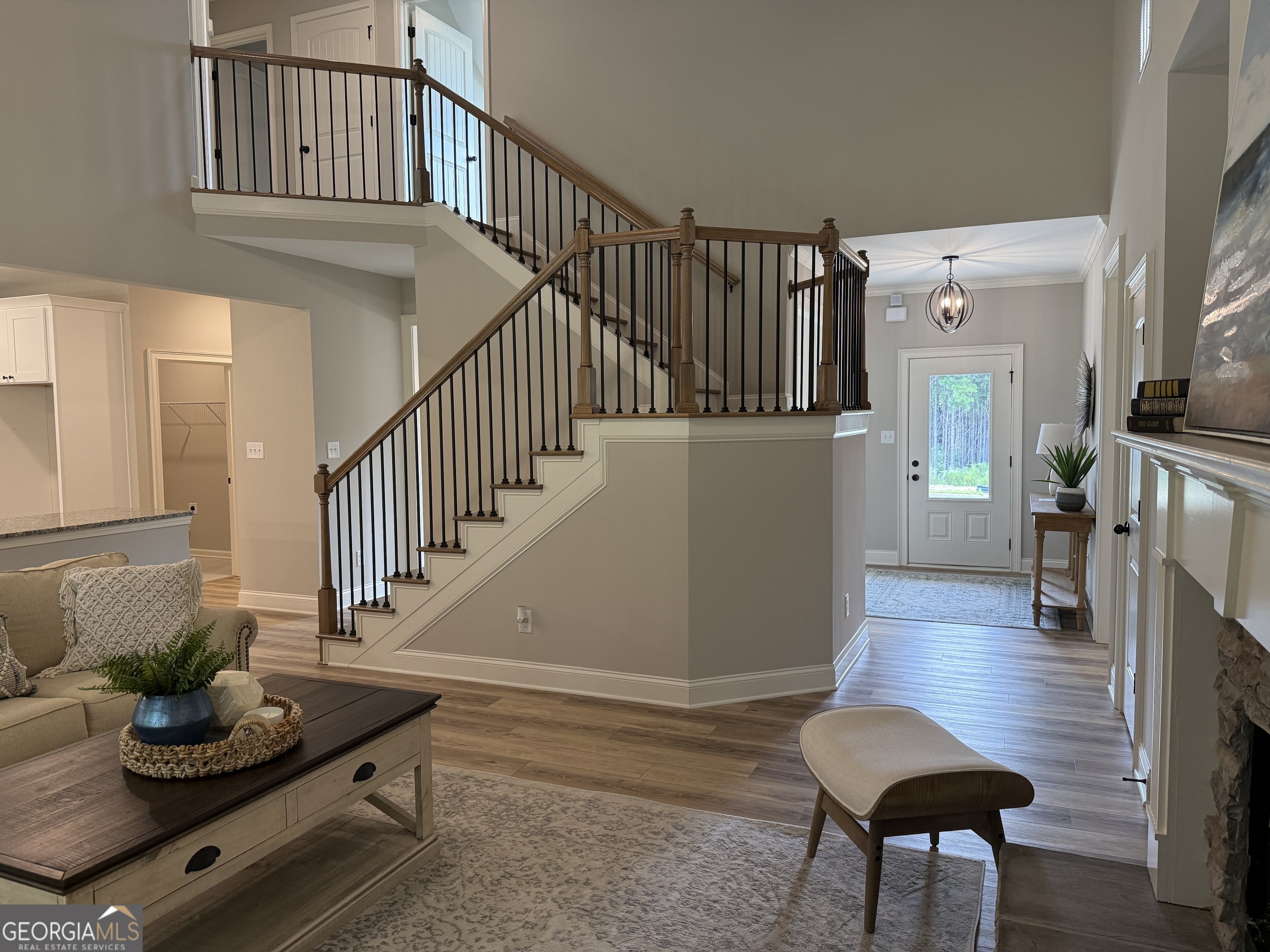 92 Commanche Circle Williamson, GA 30292 - Photo 17 of 53 a view of entryway and hall