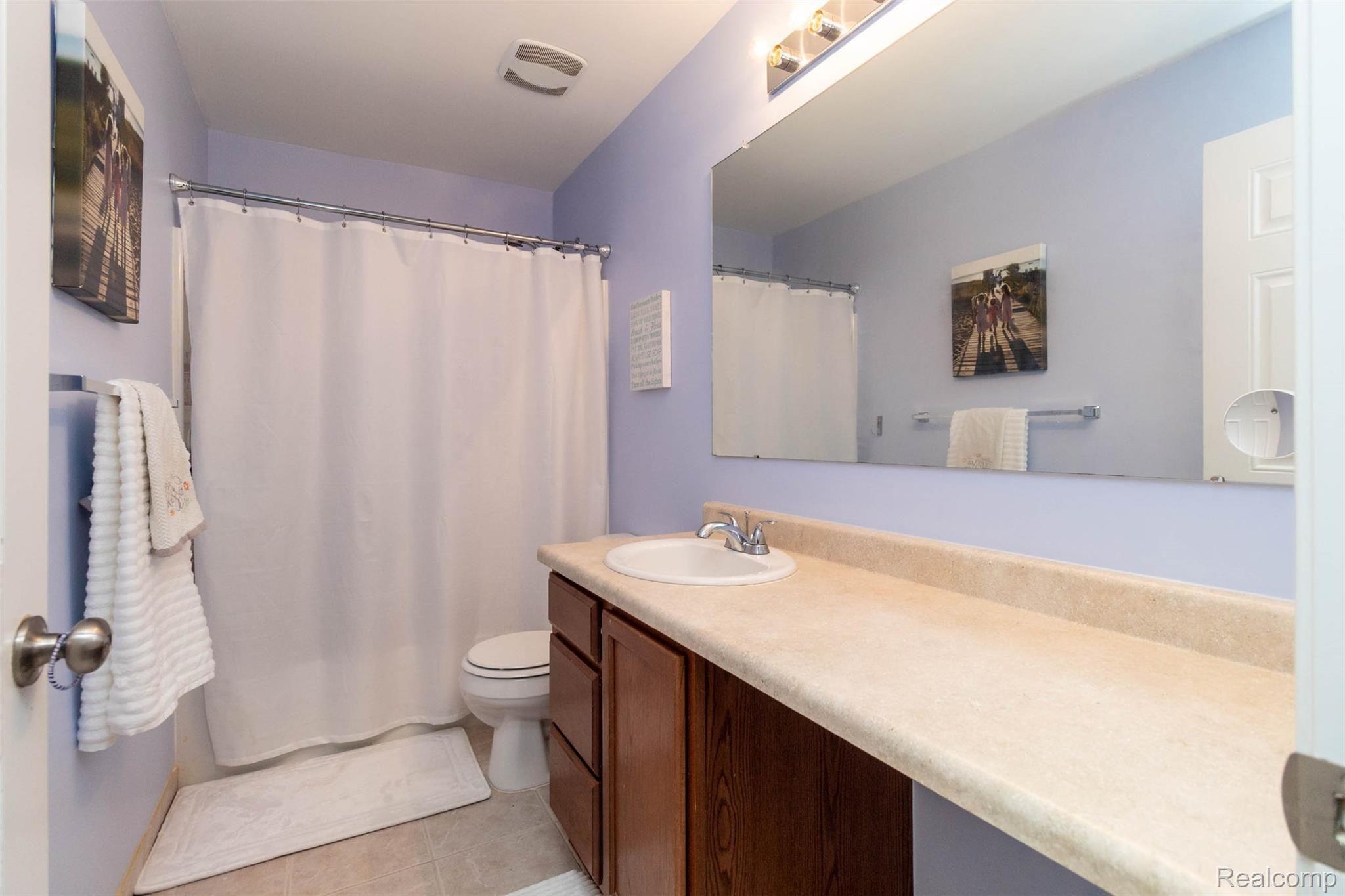 1165 Risen Star Way Howell, MI 48843 - Photo 25 of 47 Full bath upstairs
