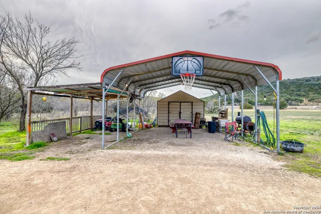 $325,000 | 1189 Cr 350 Concan Tx 78838, Concan, TX 78838