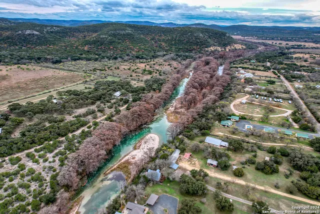 $325,000 | 1189 Cr 350 Concan Tx 78838, Concan, TX 78838