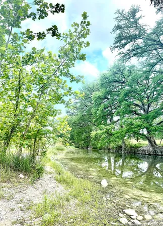 $325,000 | 1189 Cr 350 Concan Tx 78838, Concan, TX 78838