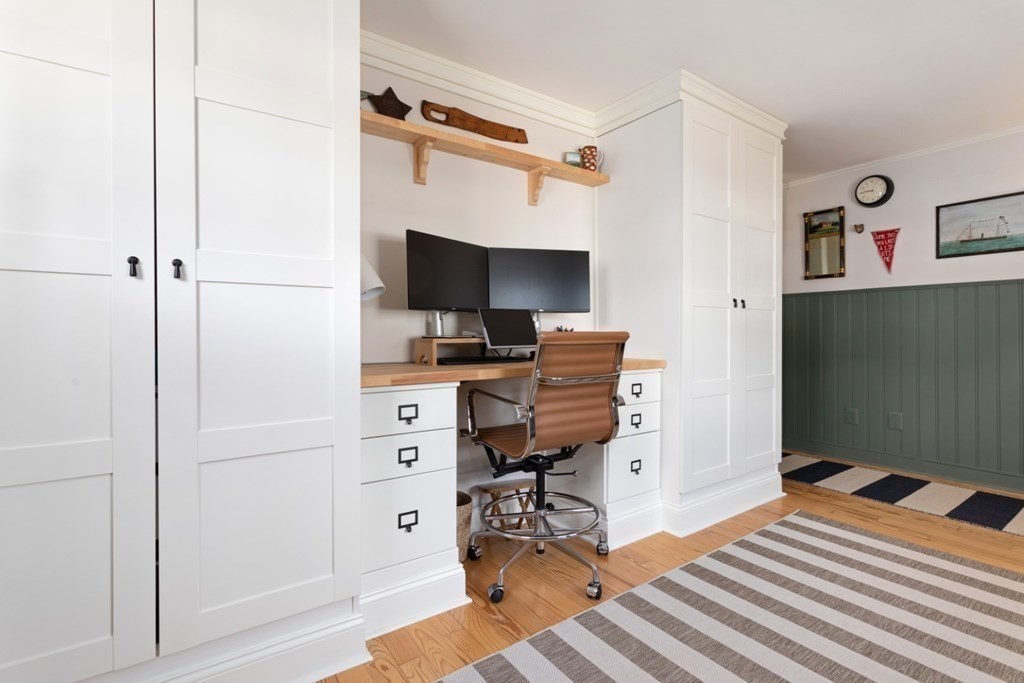 13 Lawrence Road Reading, MA 01867 - Photo 20 of 38 Gallery Image 20