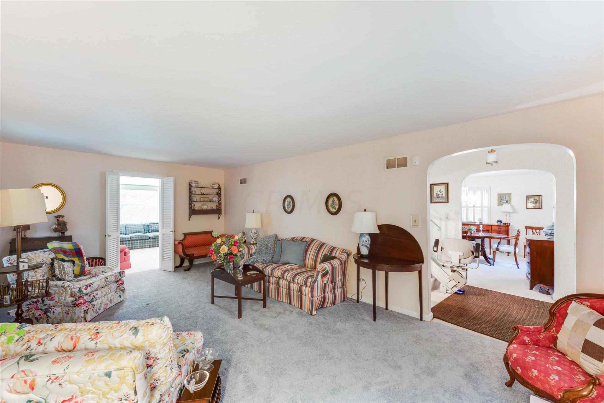 277 South Cassingham Road Columbus, OH 43209 - Photo 7 of 61 Gallery Image 7