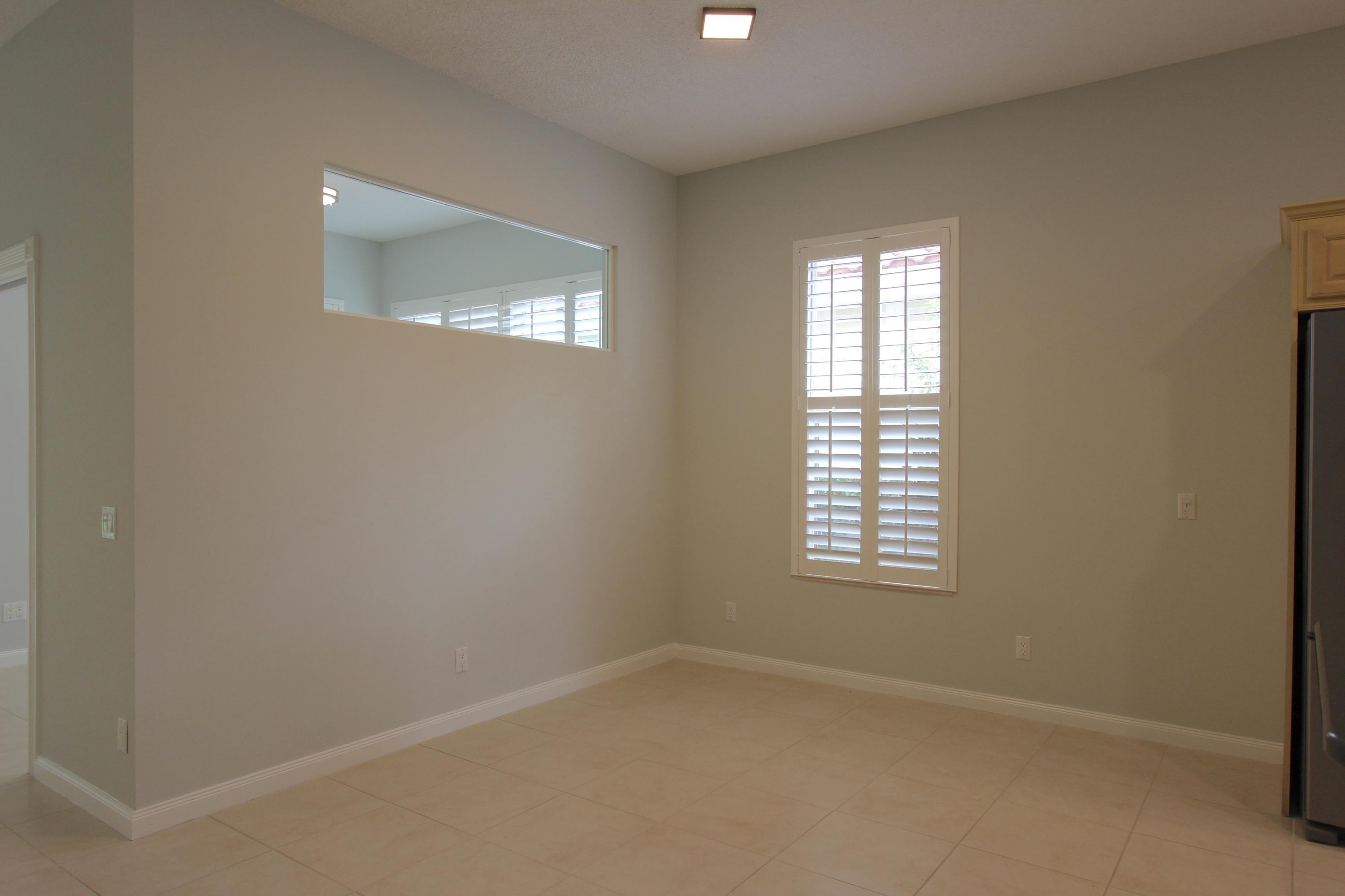 117 Hampton Circle Jupiter, FL 33458 - Photo 11 of 42 Dining Area