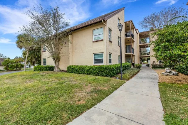 $125,000 | 2025 Sylvester Road, Unit N110, Lakeland, FL 33803