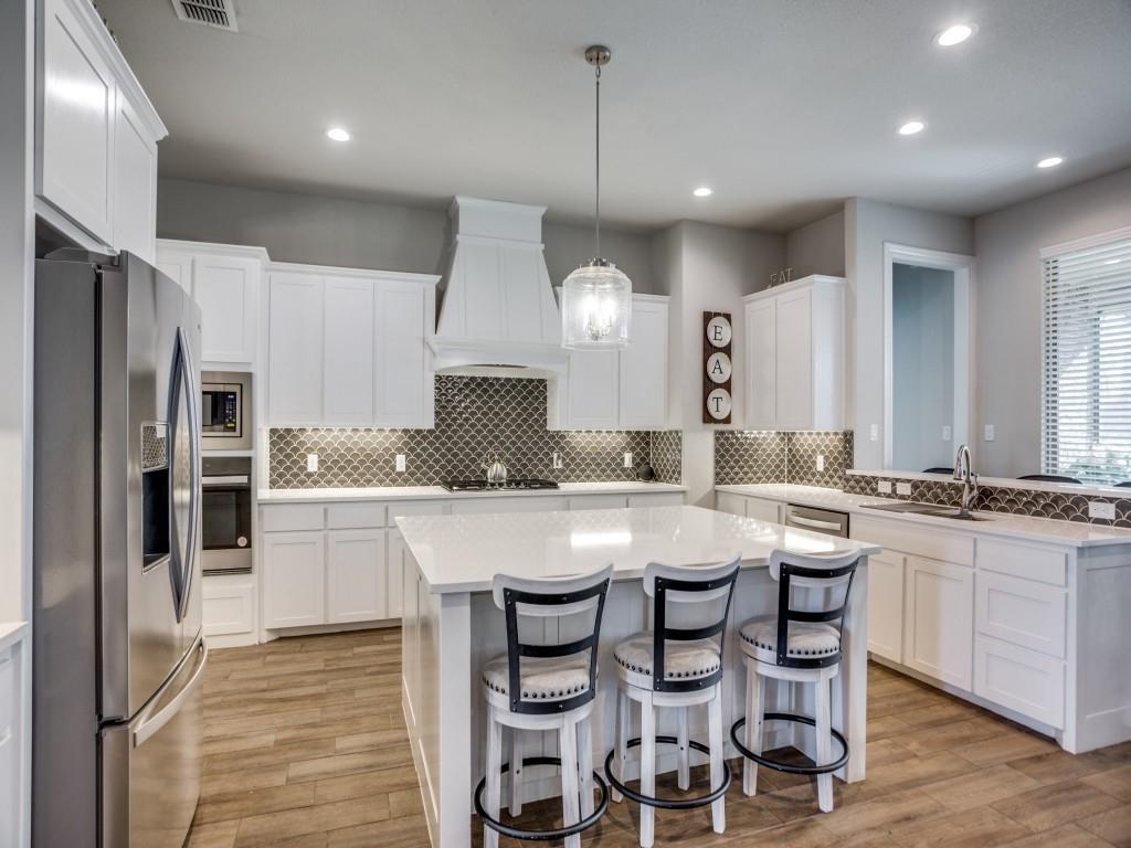 2315 Builder Road Crowley, TX 76036 - Photo 4 of 25