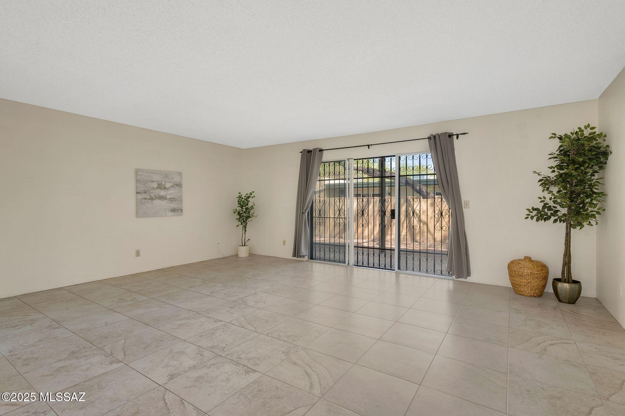 6925 East Rivercrest Road Tucson, AZ 85750 - Photo 18 of 34 Gallery Image 18