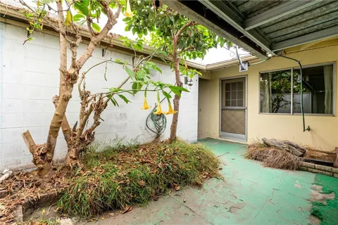 $450,000 | 150 East Fiesta Green, Port Hueneme, CA 93041