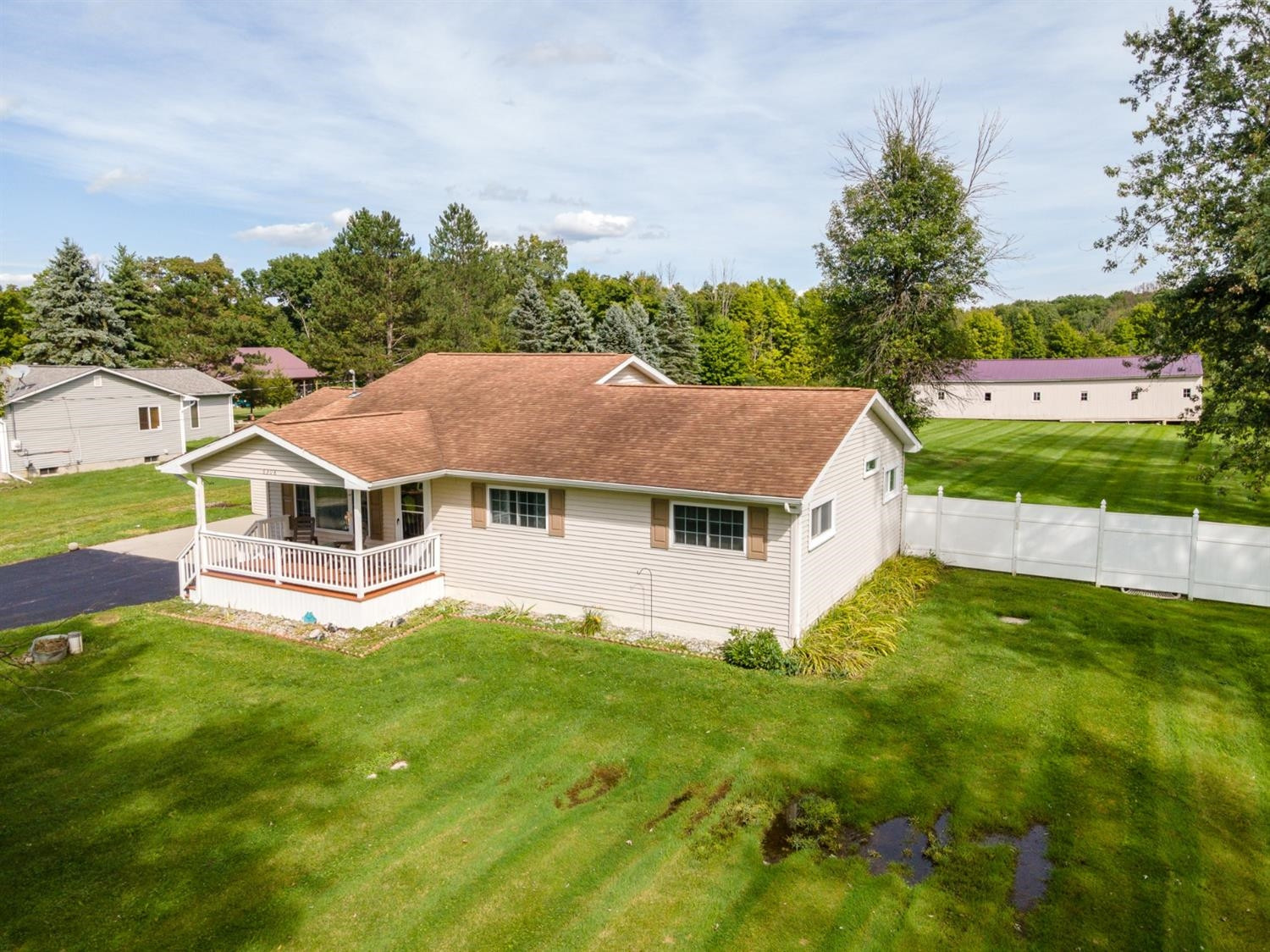 6308 Johnson Road Flushing, MI 48433 - Photo 2 of 69 Photo 2