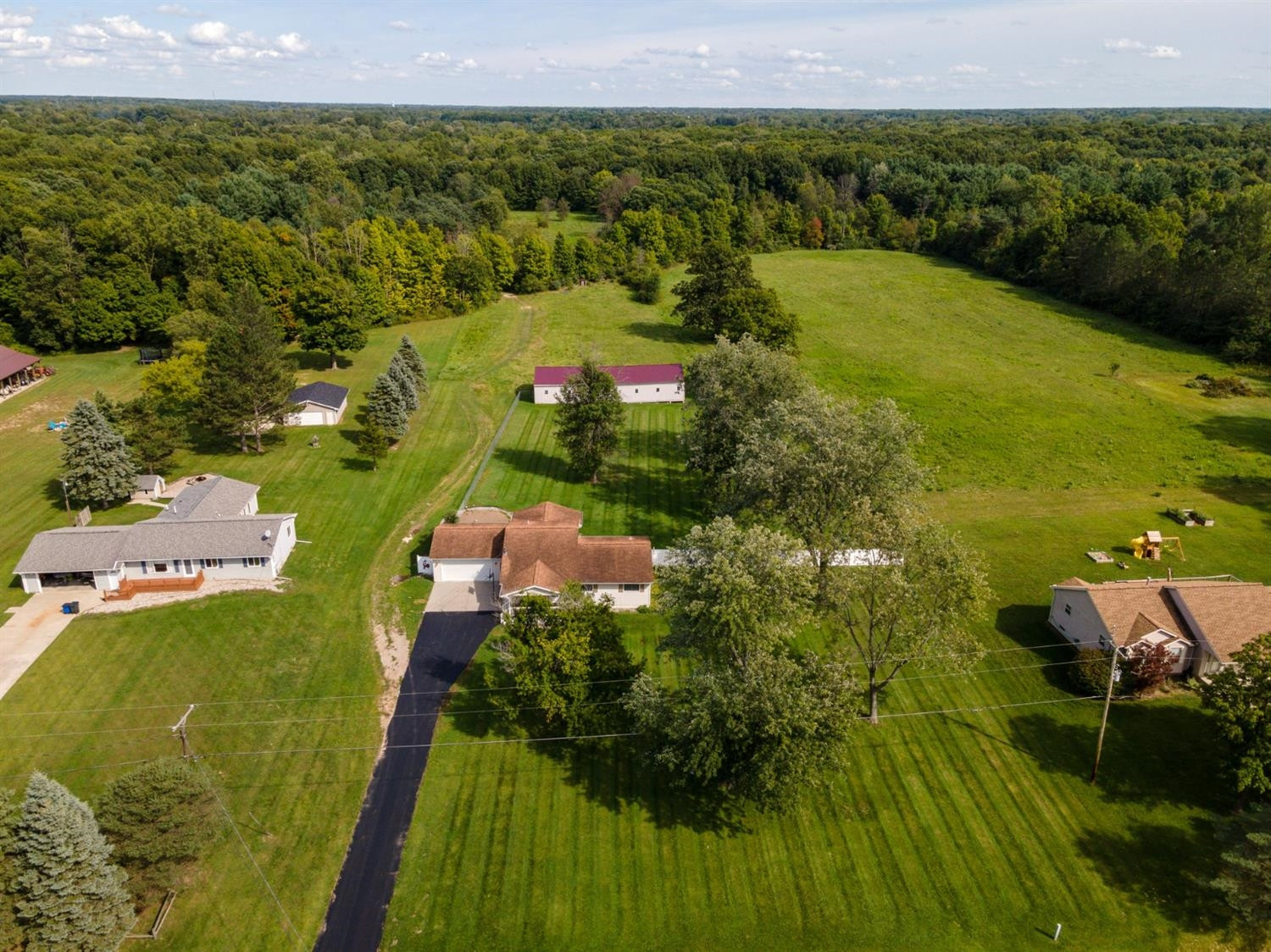 6308 Johnson Road Flushing, MI 48433 - Photo 4 of 69 Photo 4