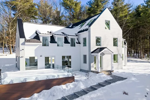 $3,950,000 | 7 Whipple Road, Lexington, MA 02420