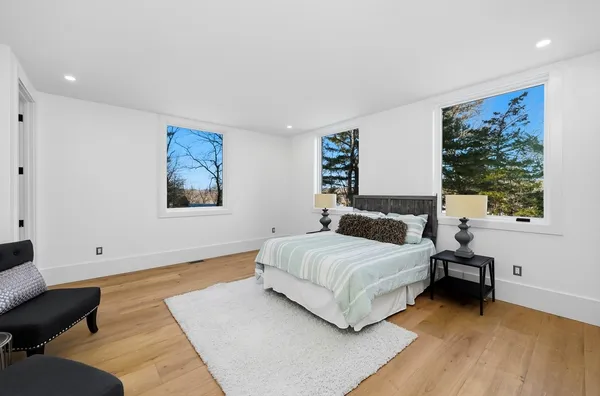 $3,950,000 | 7 Whipple Road, Lexington, MA 02420
