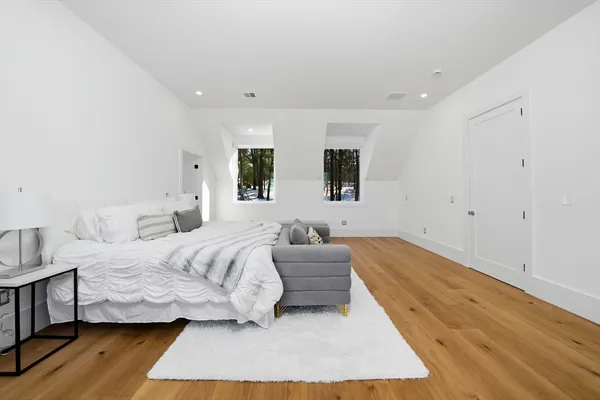 $3,950,000 | 7 Whipple Road, Lexington, MA 02420