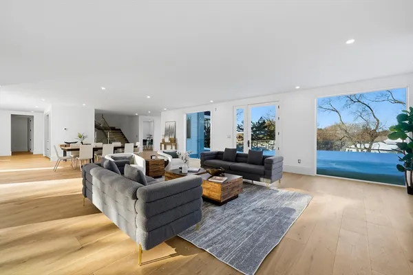$3,950,000 | 7 Whipple Road, Lexington, MA 02420