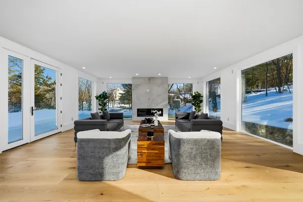 $3,950,000 | 7 Whipple Road, Lexington, MA 02420